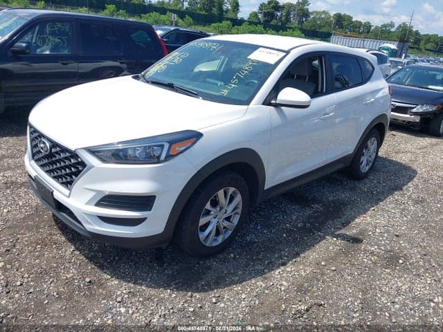2020 HYUNDAI TUCSON SE 2