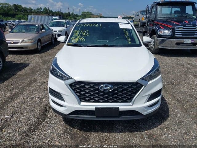2020 HYUNDAI TUCSON SE 12