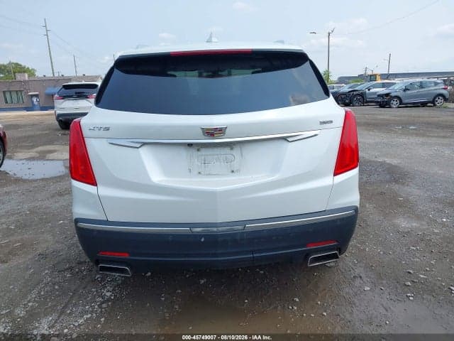 2017 CADILLAC XT5 16