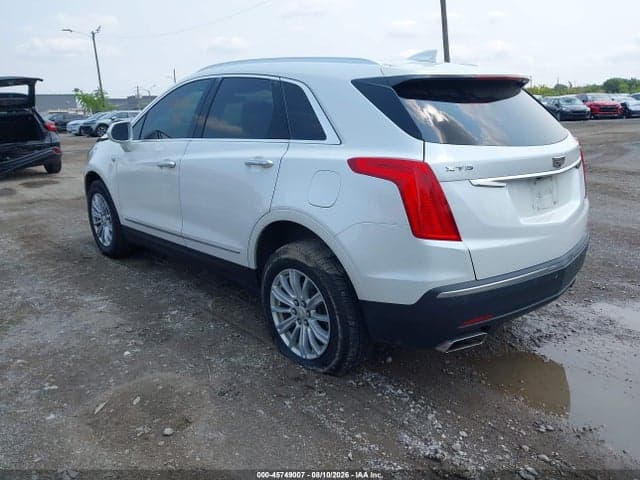 2017 CADILLAC XT5 3