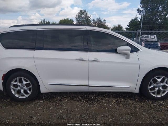 2017 CHRYSLER PACIFICA TOURING-L 13