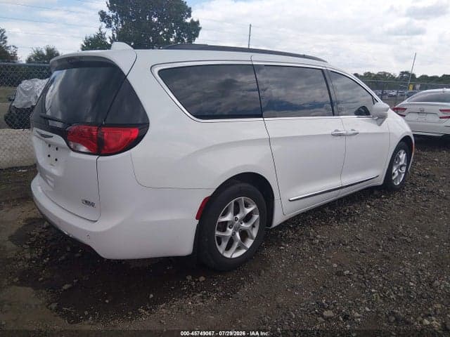 2017 CHRYSLER PACIFICA TOURING-L 4