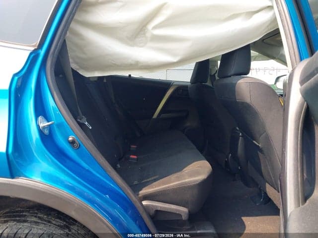 2017 TOYOTA RAV4 LE 8