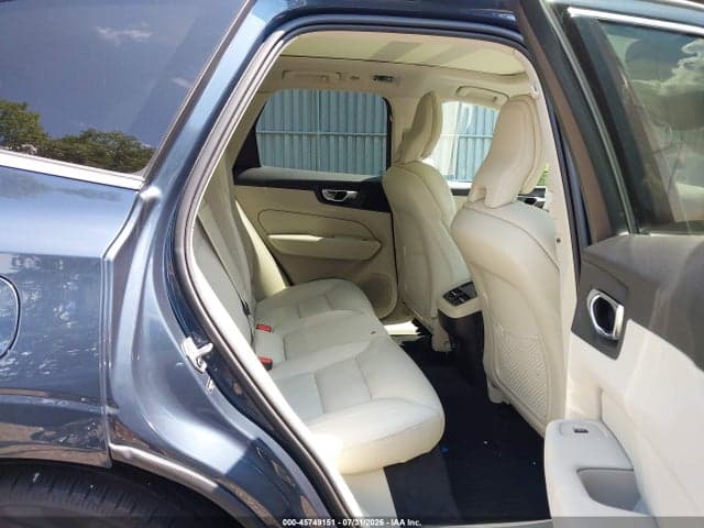 2020 VOLVO XC60 T5 INSCRIPTION 8