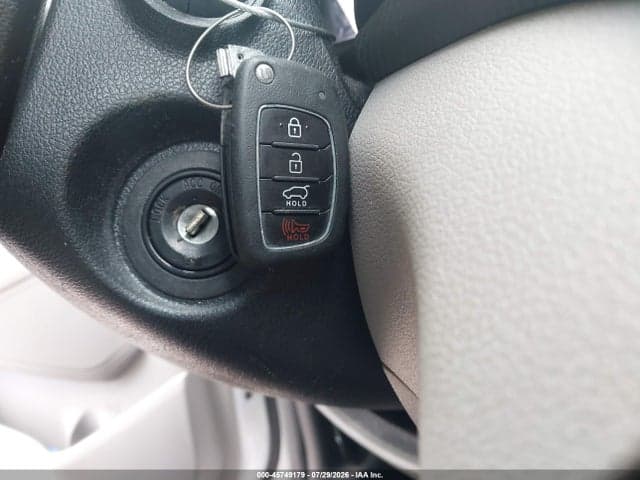 2019 HYUNDAI TUCSON SE 11