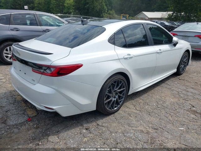 2025 TOYOTA CAMRY XSE 4