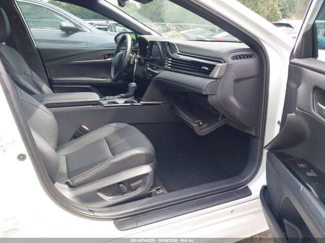 2025 TOYOTA CAMRY XSE 5