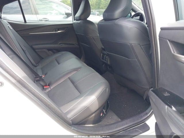 2025 TOYOTA CAMRY XSE 8