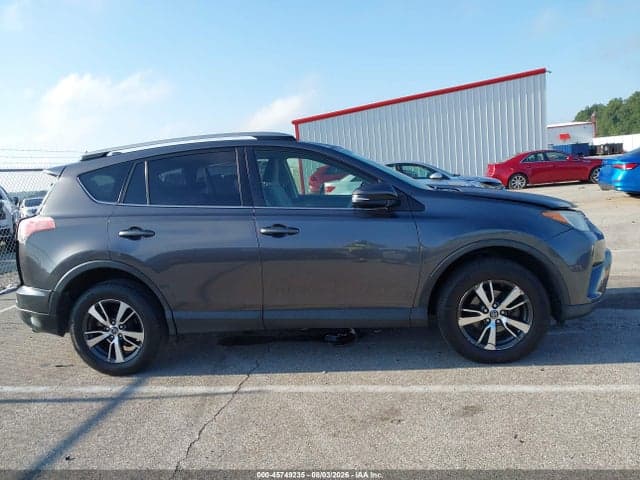 2017 TOYOTA RAV4 XLE 14