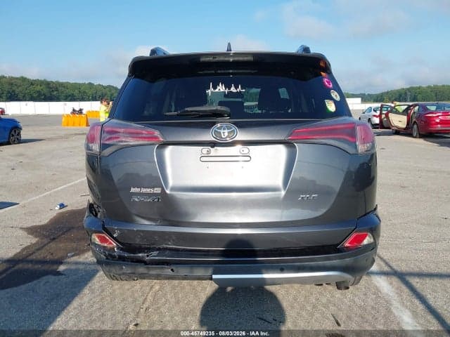2017 TOYOTA RAV4 XLE 17