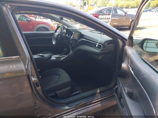 2023 TOYOTA CAMRY LE 5