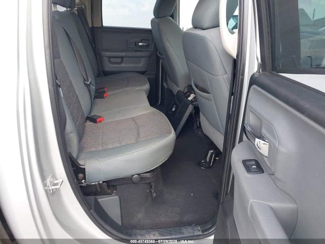 2018 RAM 1500 SLT 4X2 6'4 BOX 8