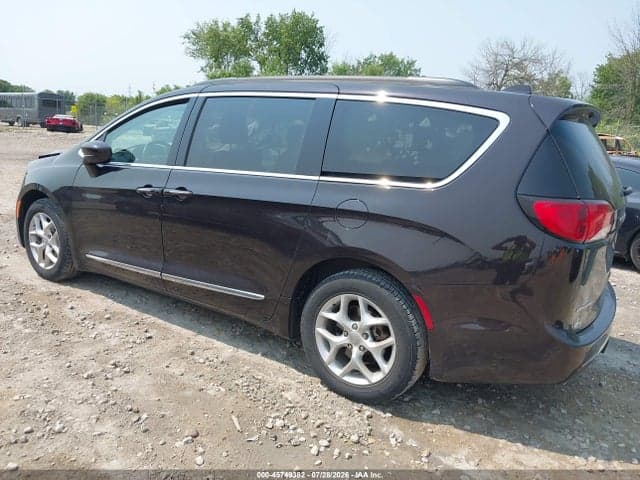 2017 CHRYSLER PACIFICA TOURING-L 3