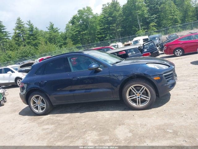 2017 PORSCHE MACAN 14