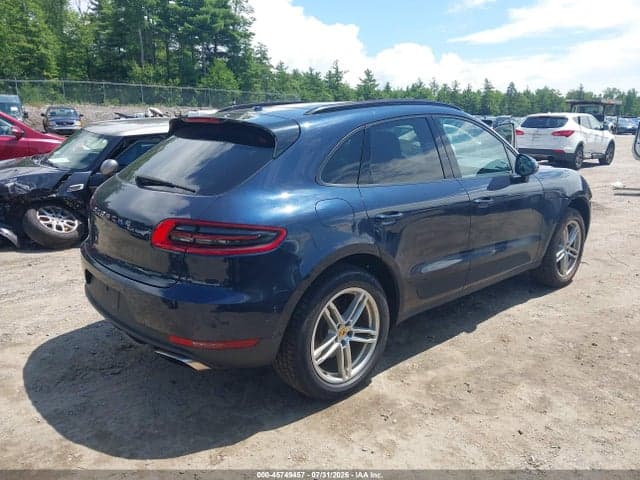 2017 PORSCHE MACAN 4