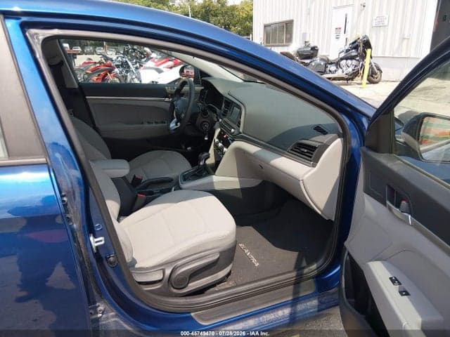 2020 HYUNDAI ELANTRA SE 5