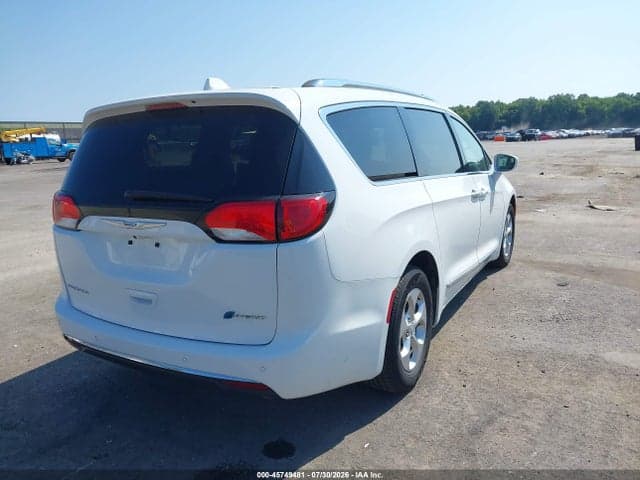2018 CHRYSLER PACIFICA HYBRID TOURING L 4