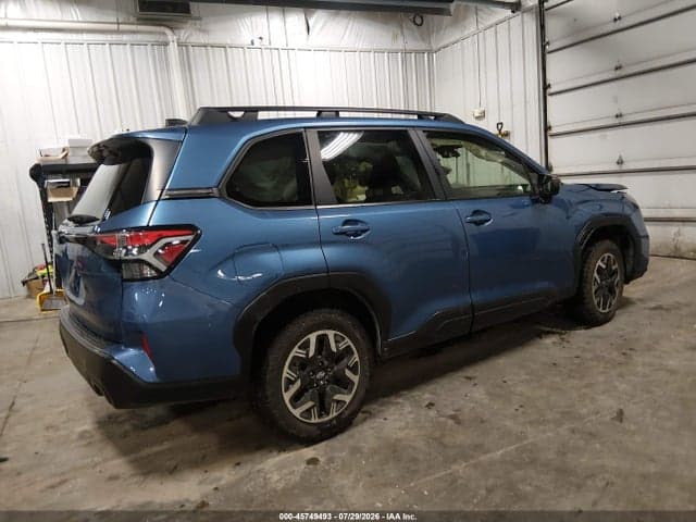 2025 SUBARU FORESTER 4