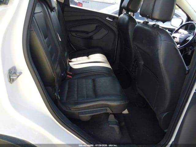 2017 FORD ESCAPE SE 8