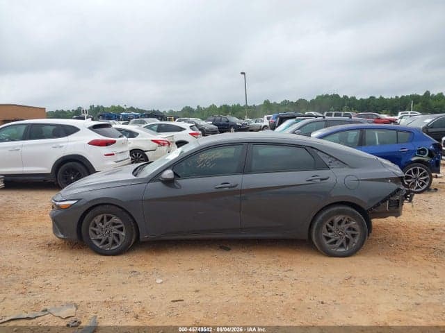 2024 HYUNDAI ELANTRA SEL 15