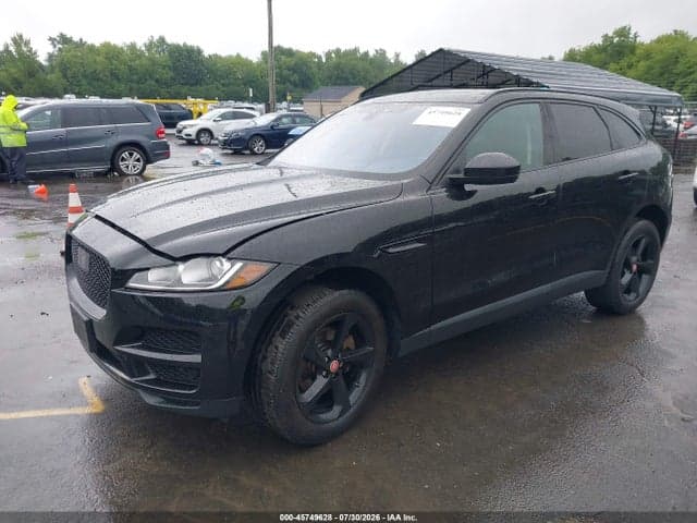 2019 JAGUAR F-PACE 25T PREMIUM 2