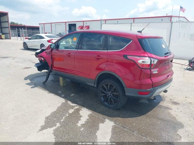 2017 FORD ESCAPE SE 3