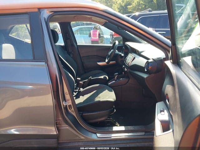 2018 NISSAN KICKS SV 5