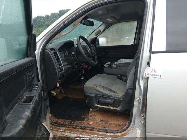 2018 RAM 1500 EXPRESS 4X4 6'4 BOX 6