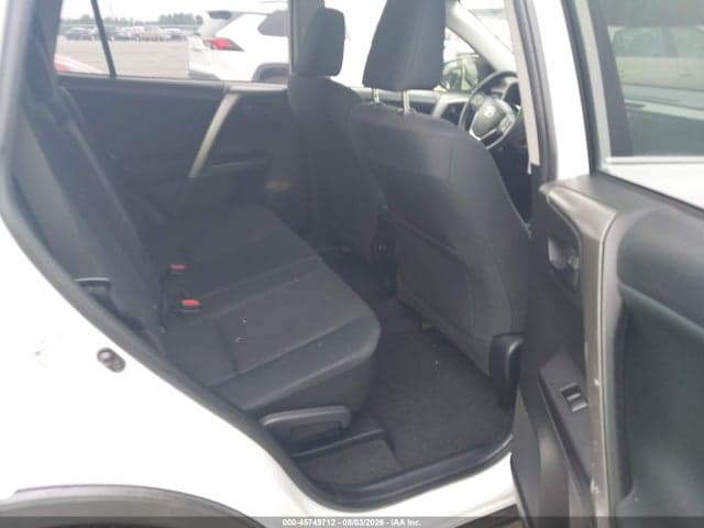 2018 TOYOTA RAV4 LE 8