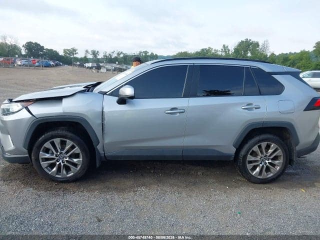 2019 TOYOTA RAV4 XLE PREMIUM 15