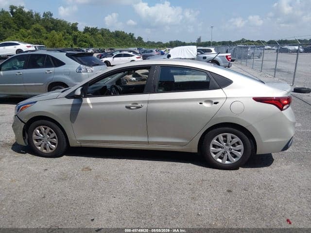 2020 HYUNDAI ACCENT SE 14