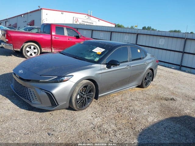 2025 TOYOTA CAMRY XSE 2