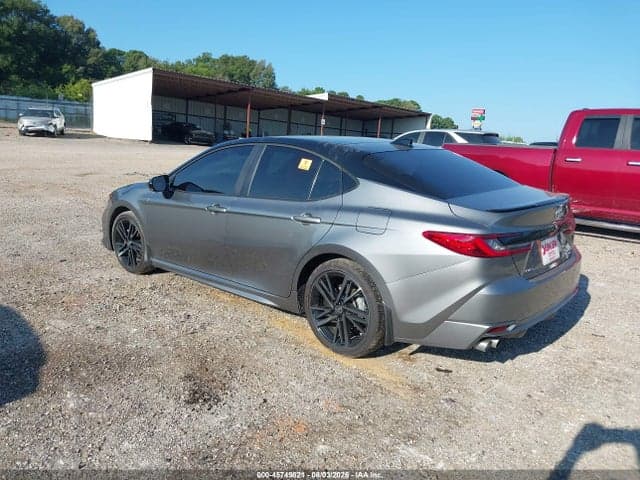 2025 TOYOTA CAMRY XSE 3