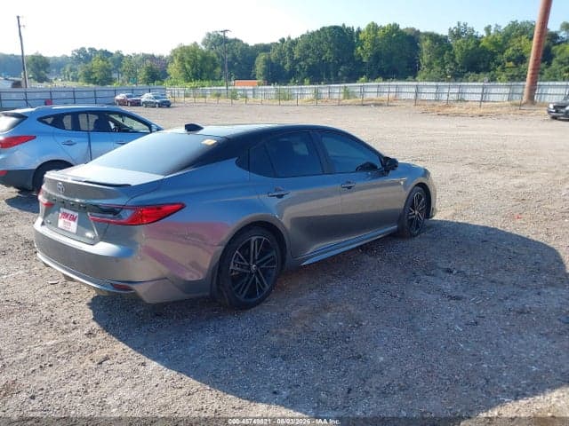 2025 TOYOTA CAMRY XSE 4