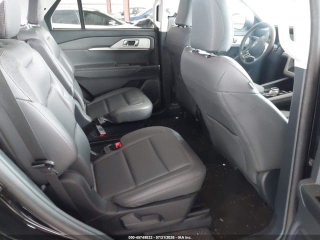 2025 FORD EXPLORER ACTIVE 8