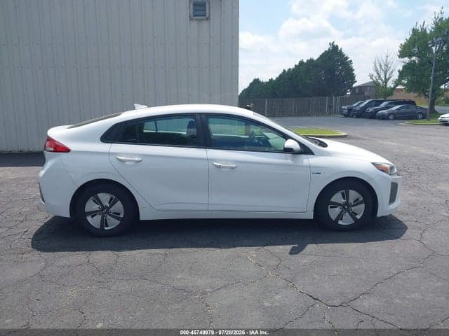 2018 HYUNDAI IONIQ HYBRID BLUE 14