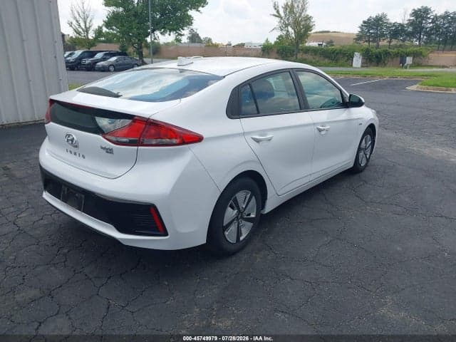 2018 HYUNDAI IONIQ HYBRID BLUE 4