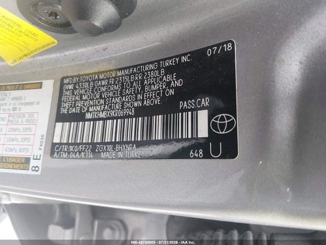 2019 TOYOTA C-HR XLE 9