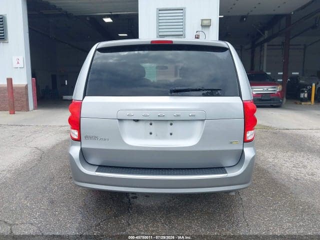 2017 DODGE GRAND CARAVAN SE 19