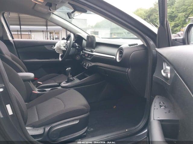 2020 KIA FORTE FE 5