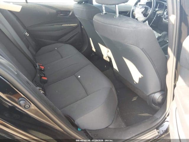 2026 TOYOTA COROLLA LE 8
