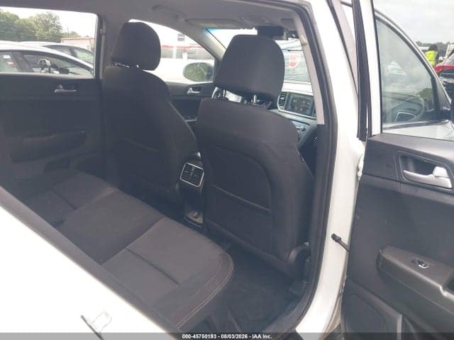 2020 KIA SPORTAGE LX 8
