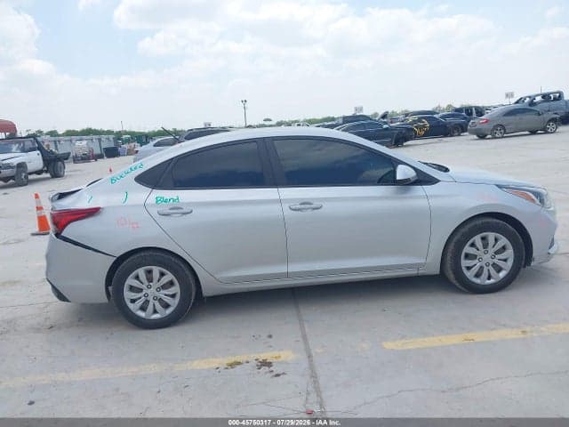 2022 HYUNDAI ACCENT SE 13