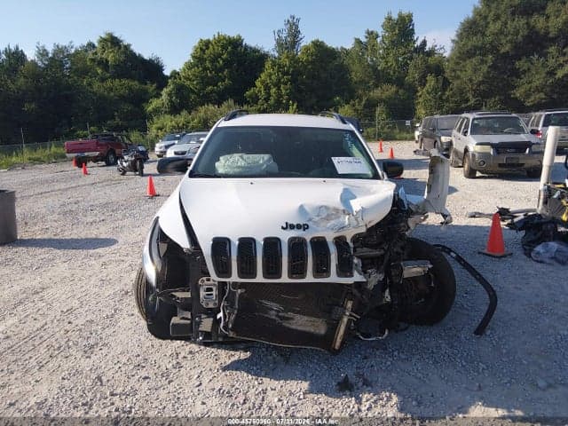 2017 JEEP CHEROKEE ALTITUDE 12