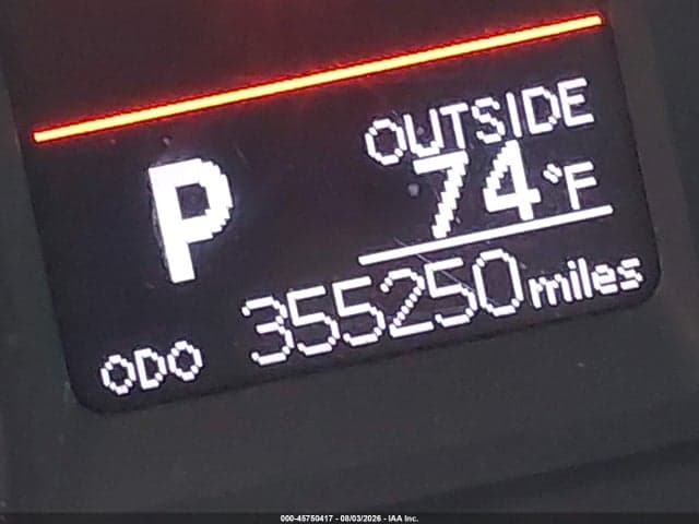 2019 TOYOTA COROLLA LE 15