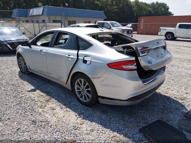 2017 FORD FUSION SE 3