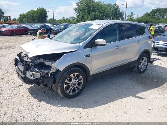2017 FORD ESCAPE SE 2