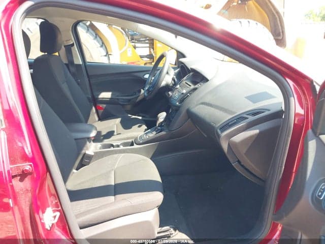 2017 FORD FOCUS SE 5