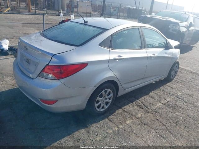 2017 HYUNDAI ACCENT SE 4