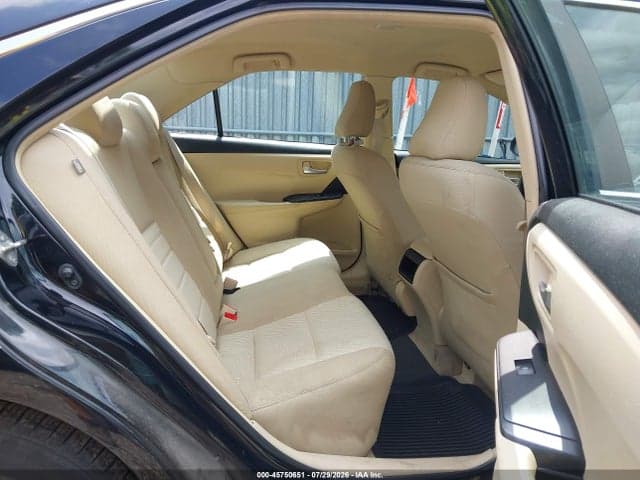 2017 TOYOTA CAMRY LE 8